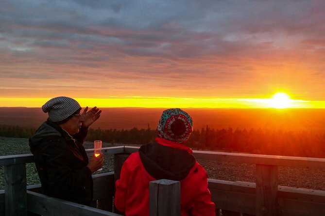 Sunset at the Arctic Circle - Rovaniemi to Katkavaara: getting to the good silence fast