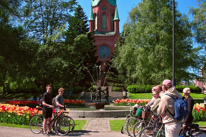 Tampere Scenic Bike Tour with Sauna and Local Flavors - Aleksanterin Kirkko to Pispala ridge: first stops, quick wins