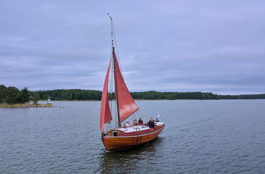 Turku Archipelago: 3-hour Sailing Trip Around Källdö Islands - The 3-hour route around Källdö: how the time usually feels