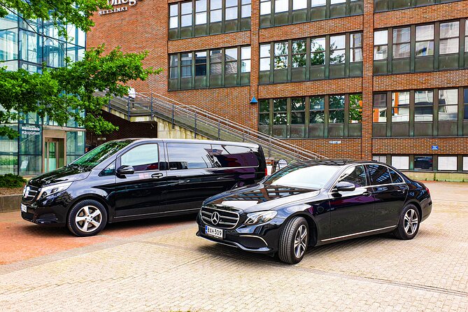 VIP Airport Transfer by new cars in Helsinki - Timing That Actually Helps: 45 Minutes Waiting Plus Traffic Buffers