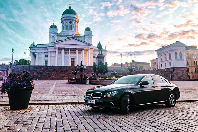 VIP Airport Transfer by new cars in Helsinki - Luggage Reality Check for the Mercedes V-Class