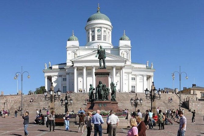 Walking tour with a Wilderness Guide - A Helsinki Walk That Gives You the Lay of the Land