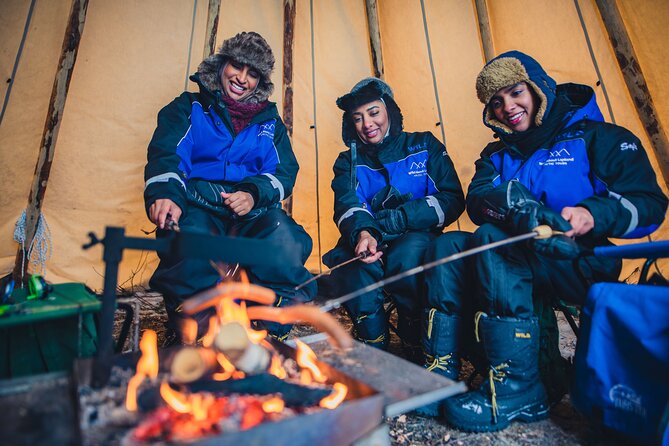 Wilderness Survival Tour - Winter - Stop 1: Lapland, where tracking and nature spotting take over