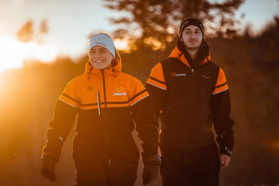 Ylläs: Forest Hike with Snowshoes - Learning snowshoe walking on an easy forest route