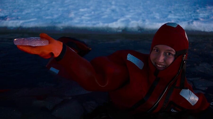 Ylläs: Northern Lights Ice-Floating Experience with Transfer - Campfire Warm-Up: Hot Drinks Make the Whole Tour Work