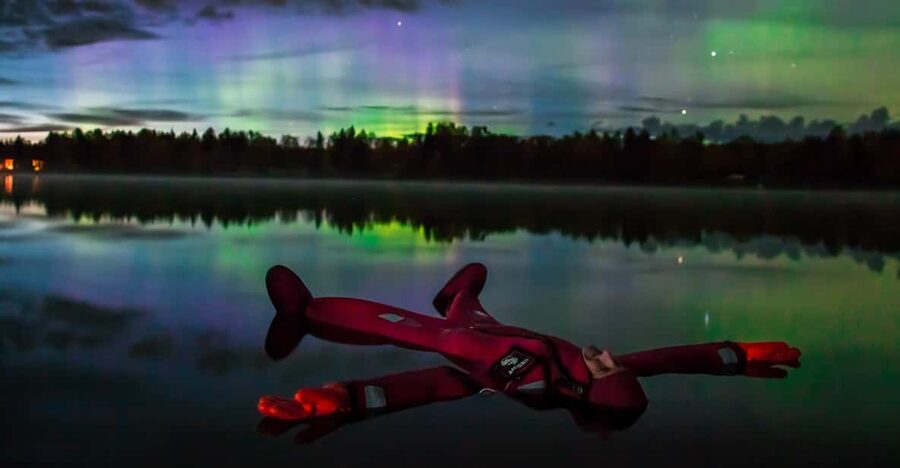 Ylläs: Northern Lights Ice-Floating Experience with Transfer - Pickup, Suit Up, and Why the Briefing Matters