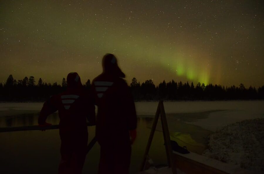 Ylläs: Seeking Northern Lights Photo Tour - How the Ylläs Northern Lights photo tour actually works