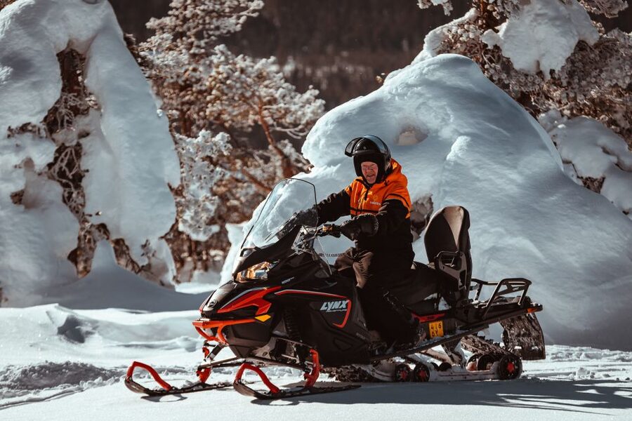 Ylläs: Snowmobiling ABC - The ABC Lesson: Safety and Driving Tips First